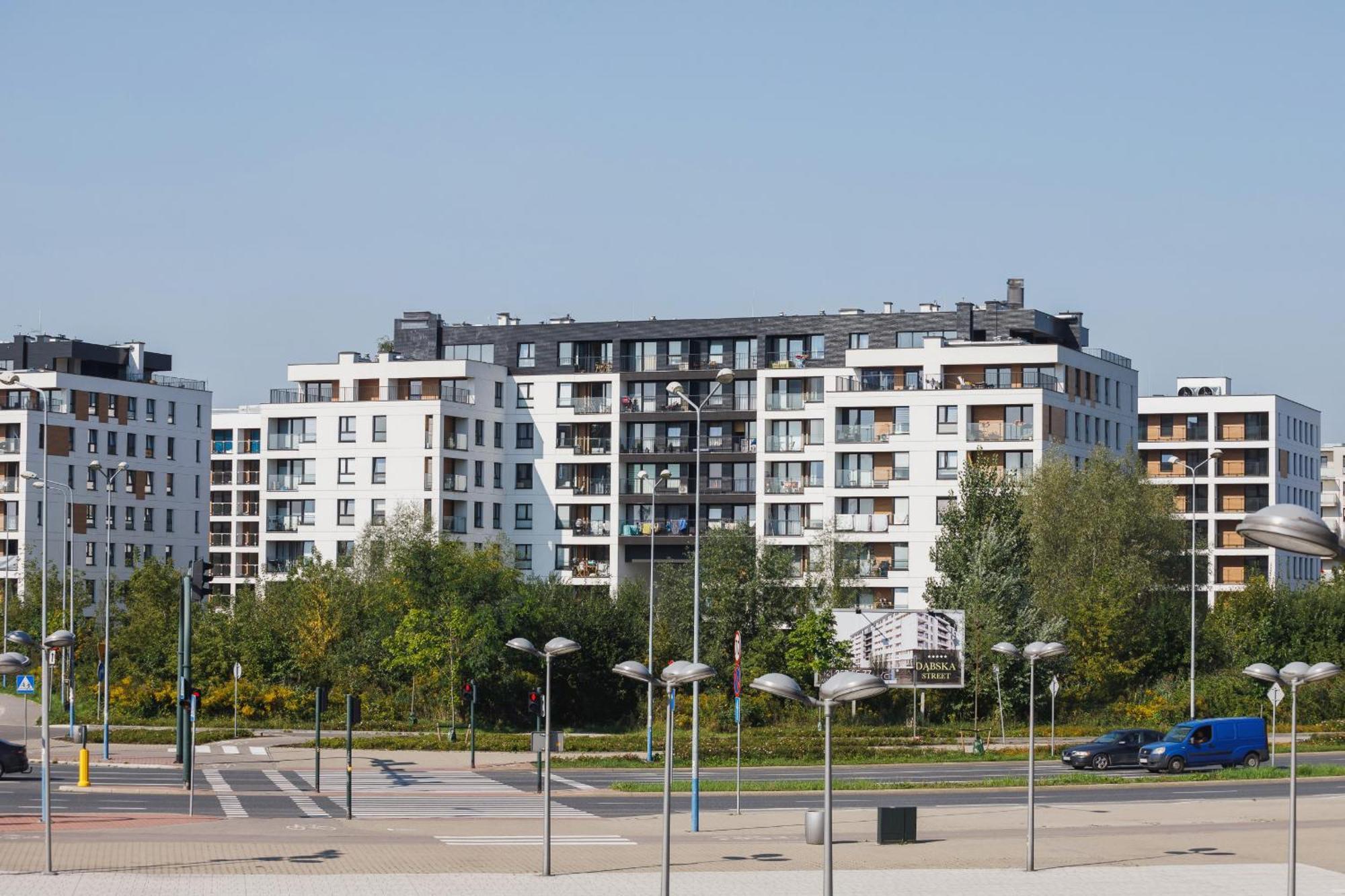 Dabska With Terrace & Parking By Renters Leilighet Krasków
